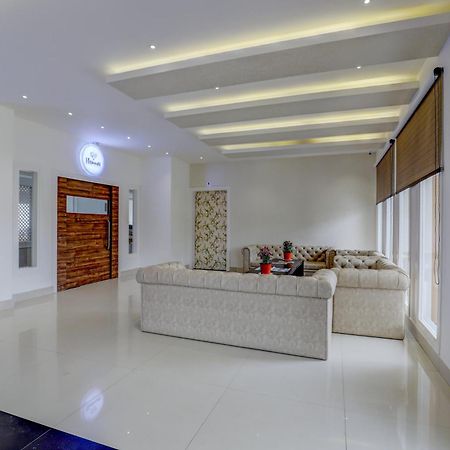 Banari Regency By Summit Hotel Namchi Buitenkant foto