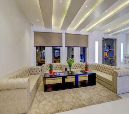 Banari Regency By Summit Hotel Namchi Buitenkant foto