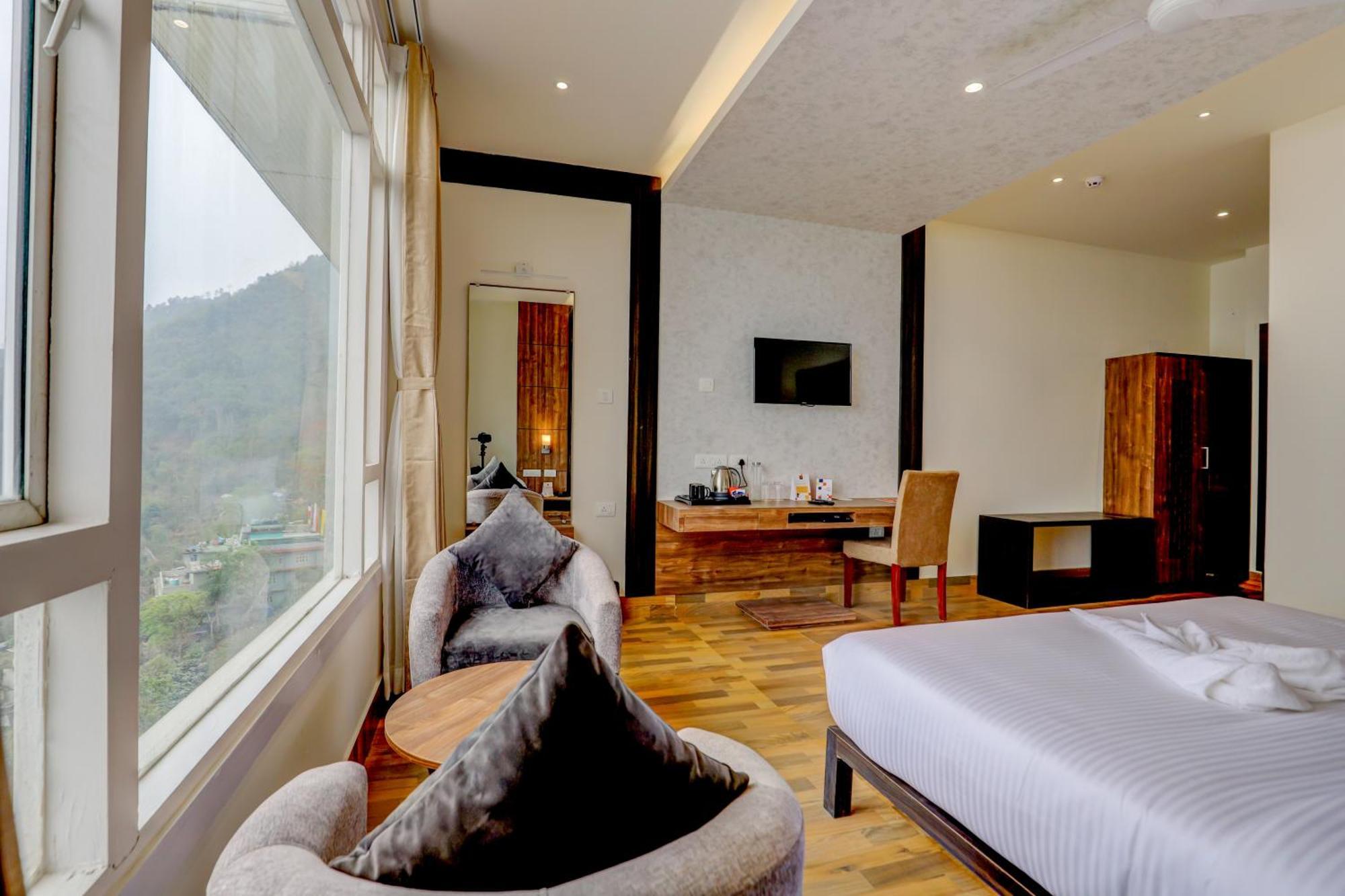 Banari Regency By Summit Hotel Namchi Buitenkant foto