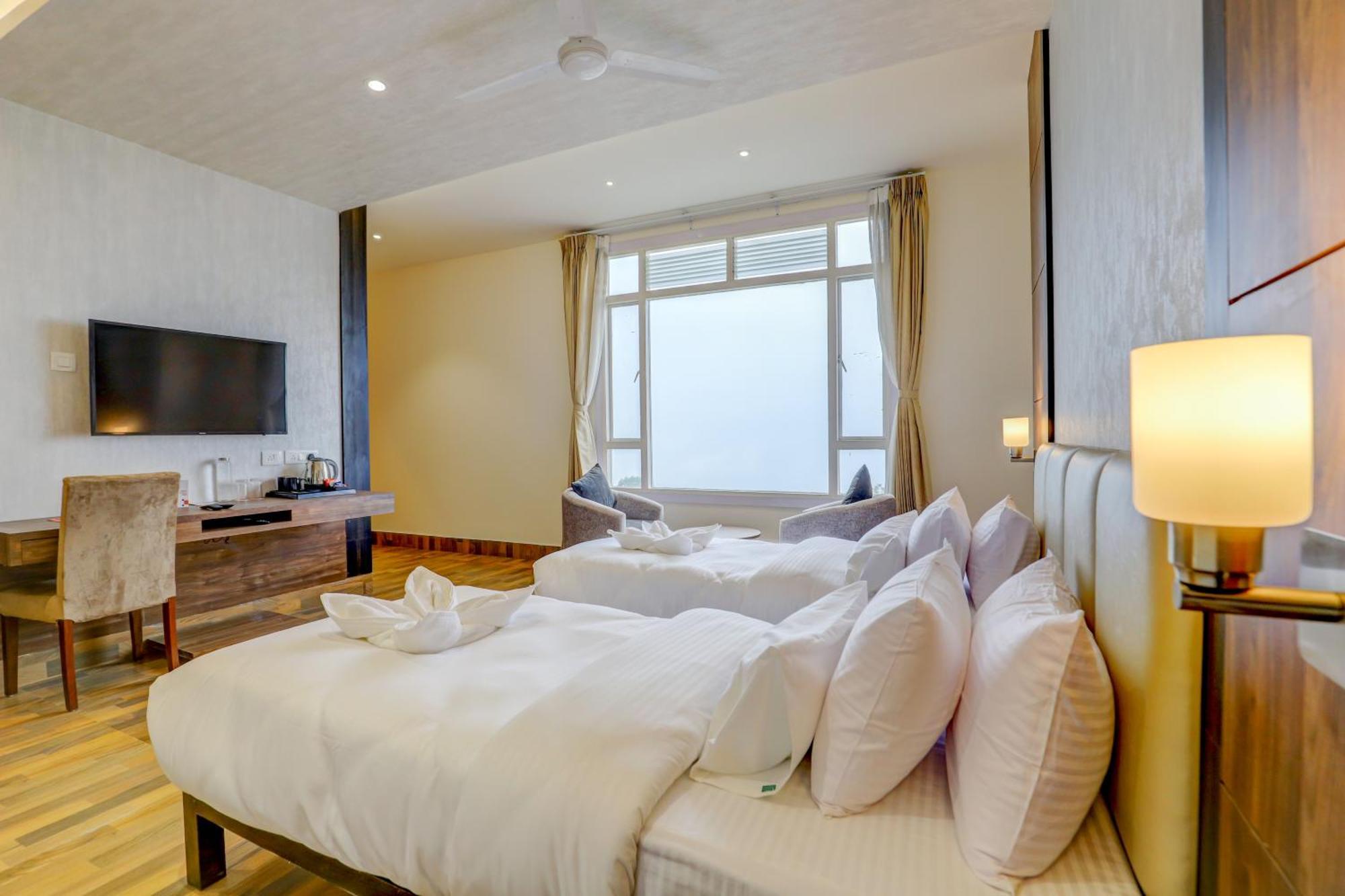 Banari Regency By Summit Hotel Namchi Buitenkant foto