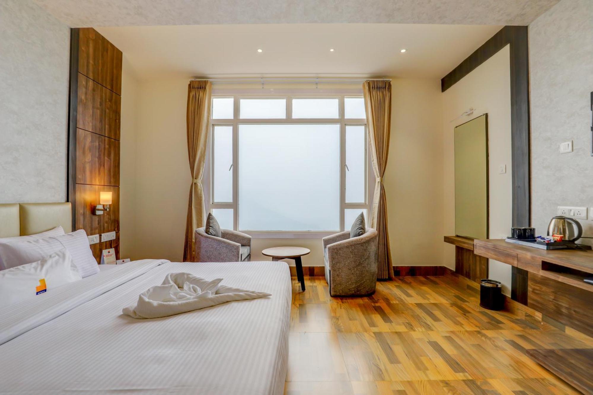Banari Regency By Summit Hotel Namchi Buitenkant foto